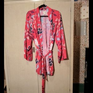 Urban Outfitters Short Bright Floral Kimono Robe